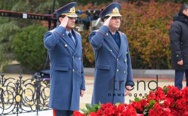 Azərbaycan ictimaiyyəti ulu öndər Heydər Əliyevin xatirəsini yad edir.Azərbaycan Bakı 12 dekabr 2024
